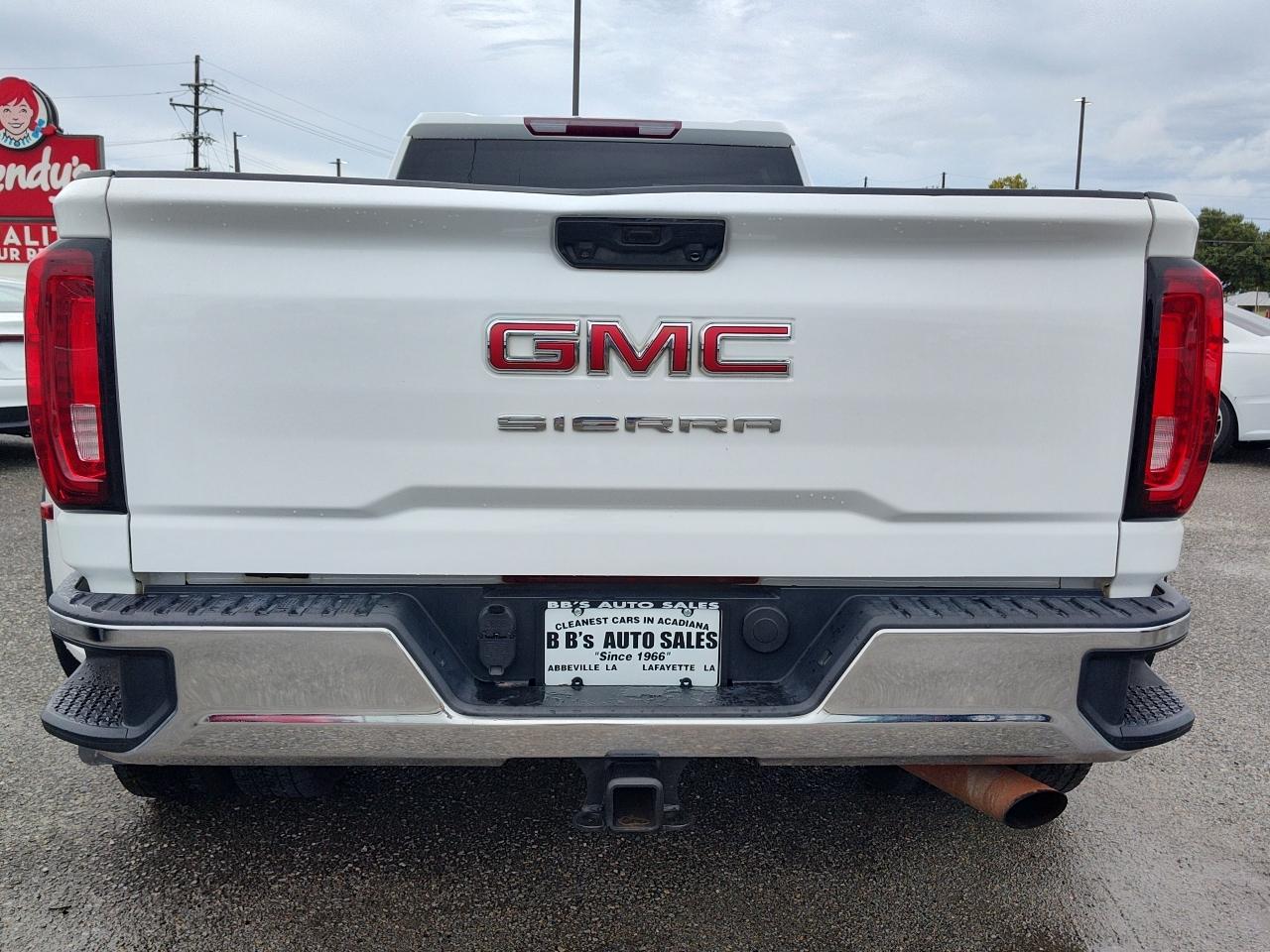 GMC Sierra 3500HD 4WD Crew Cab 172" Pro 2023
