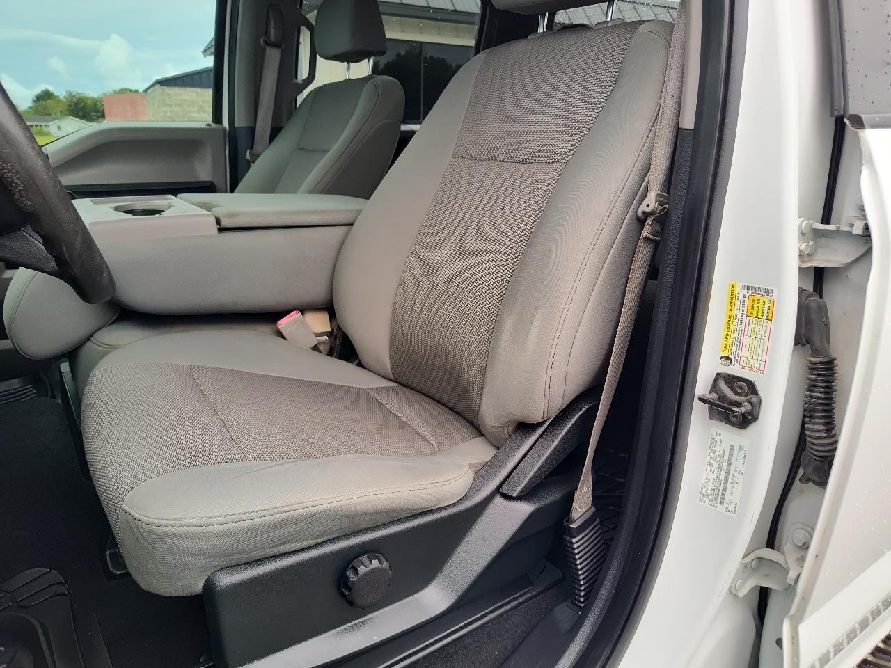 Ford Super Duty F-250 SRW 4WD Crew Cab 156" FX4 2019
