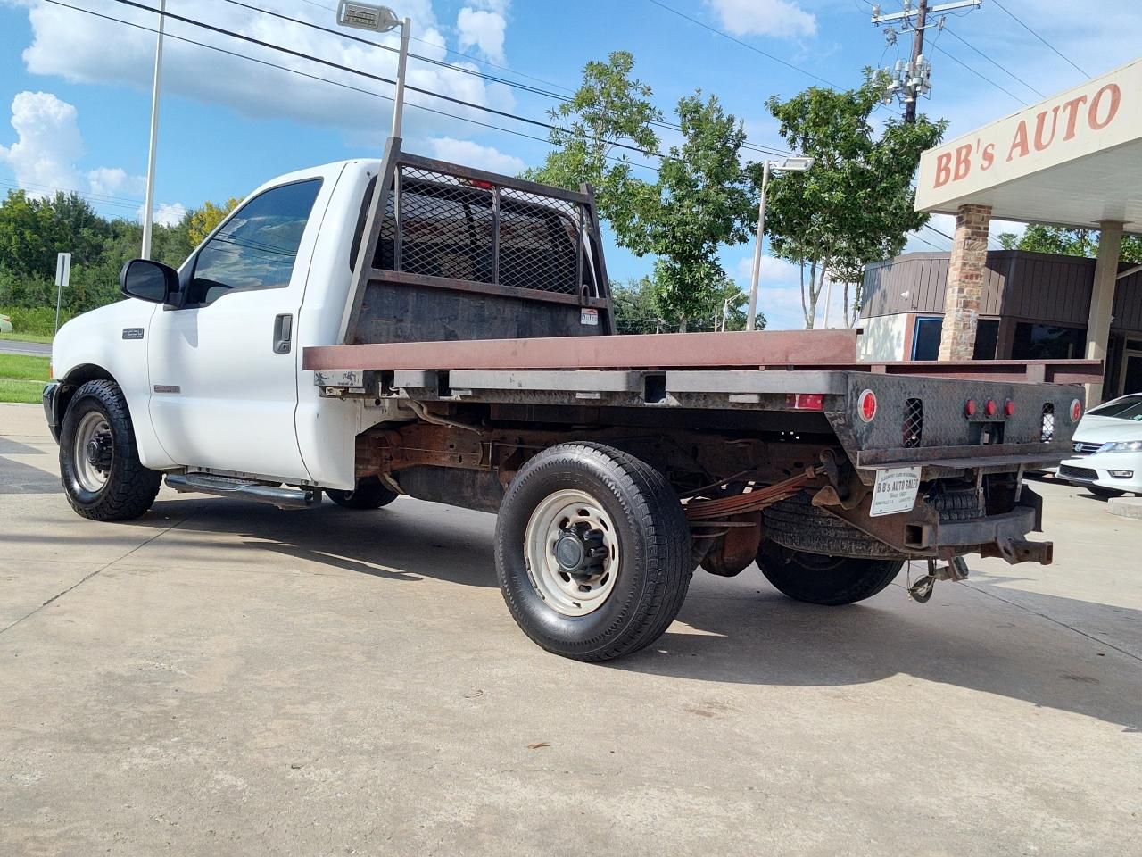 Ford Super Duty F-250 Reg Cab 137" XLT 2003