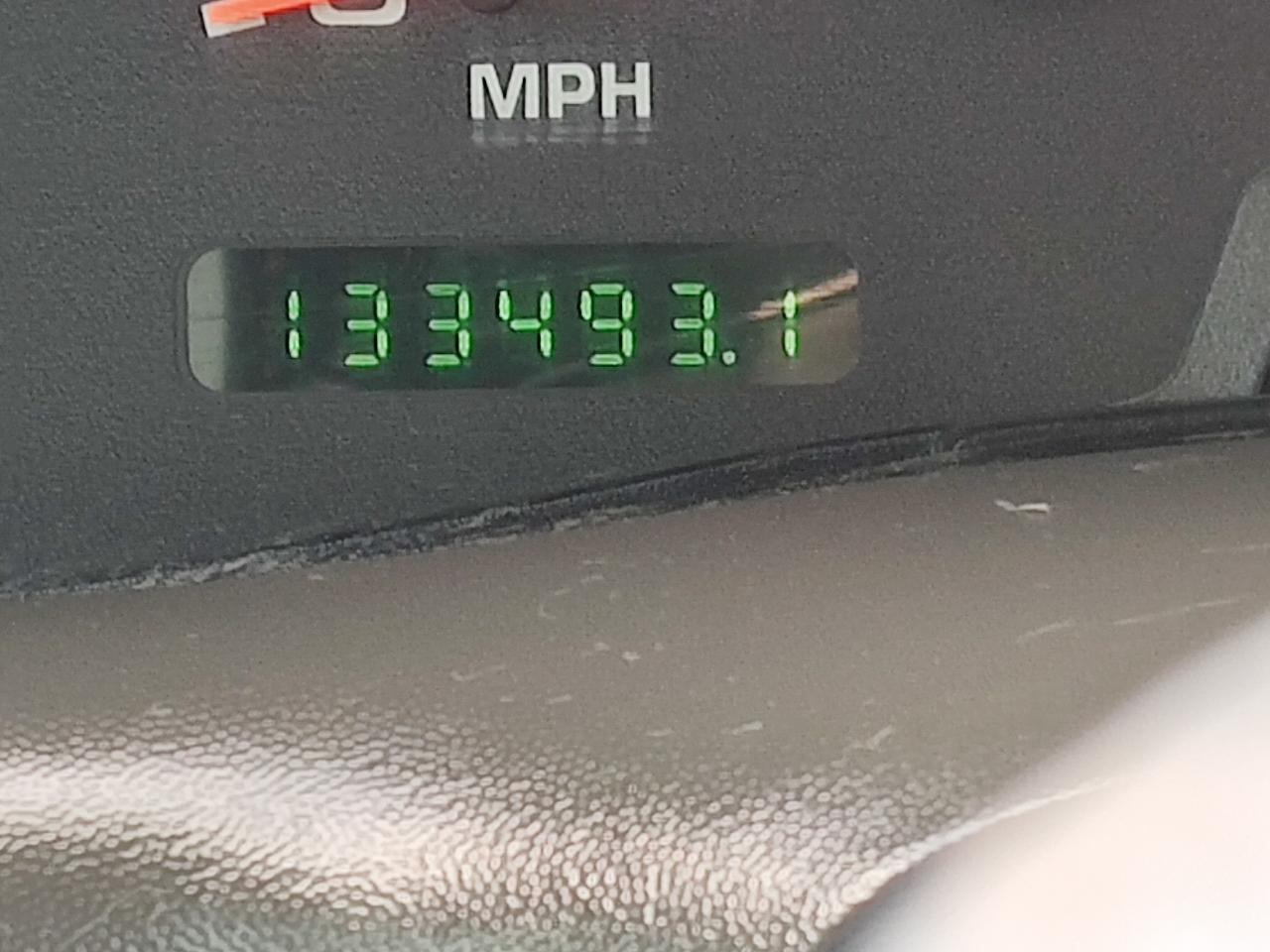 Ford Super Duty F-250 Reg Cab 137" XLT 2003