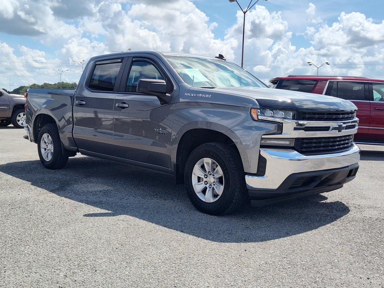 Chevrolet Silverado photo 10