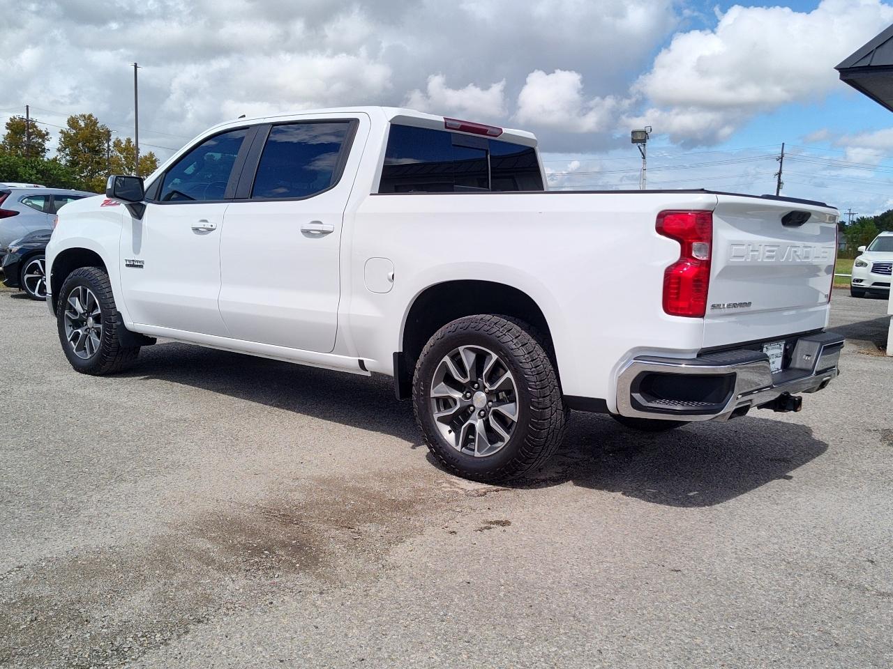 Chevrolet Silverado 1500 LT Z71 Crew Cab 4WD 2023