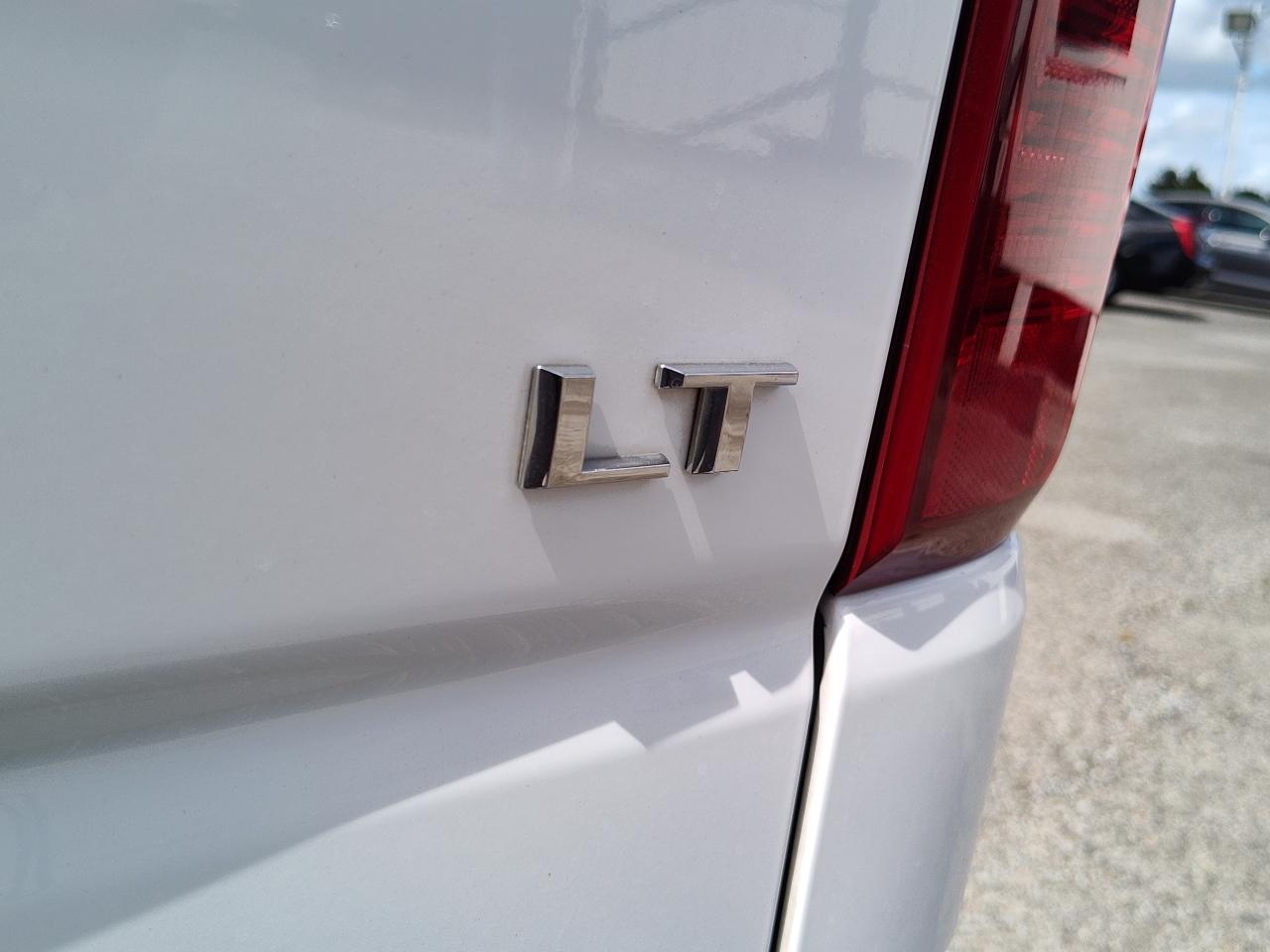 Chevrolet Silverado 1500 LT Z71 Crew Cab 4WD 2023