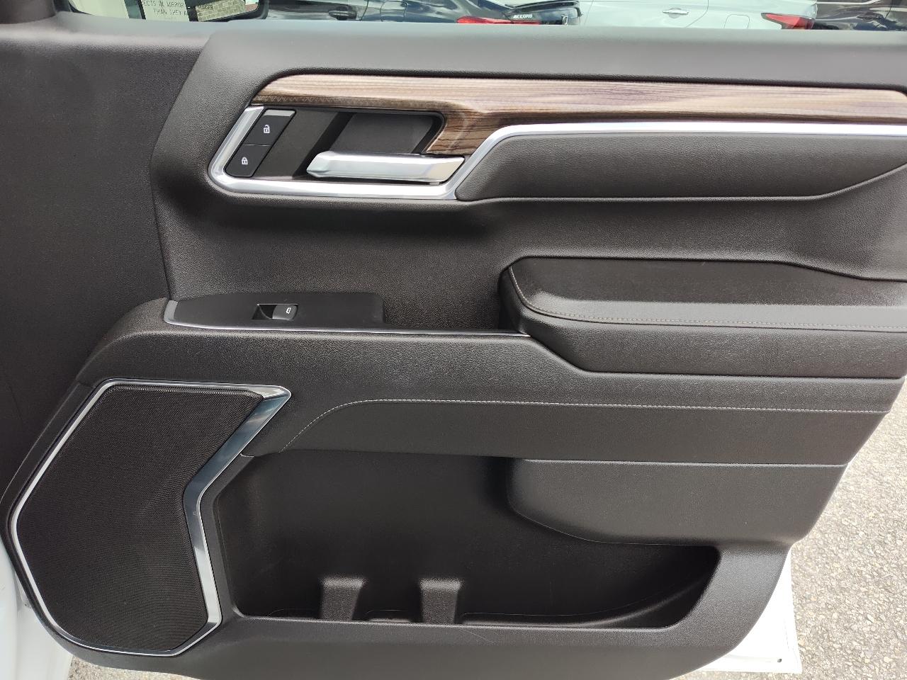 Chevrolet Silverado 1500 LT Z71 Crew Cab 4WD 2023