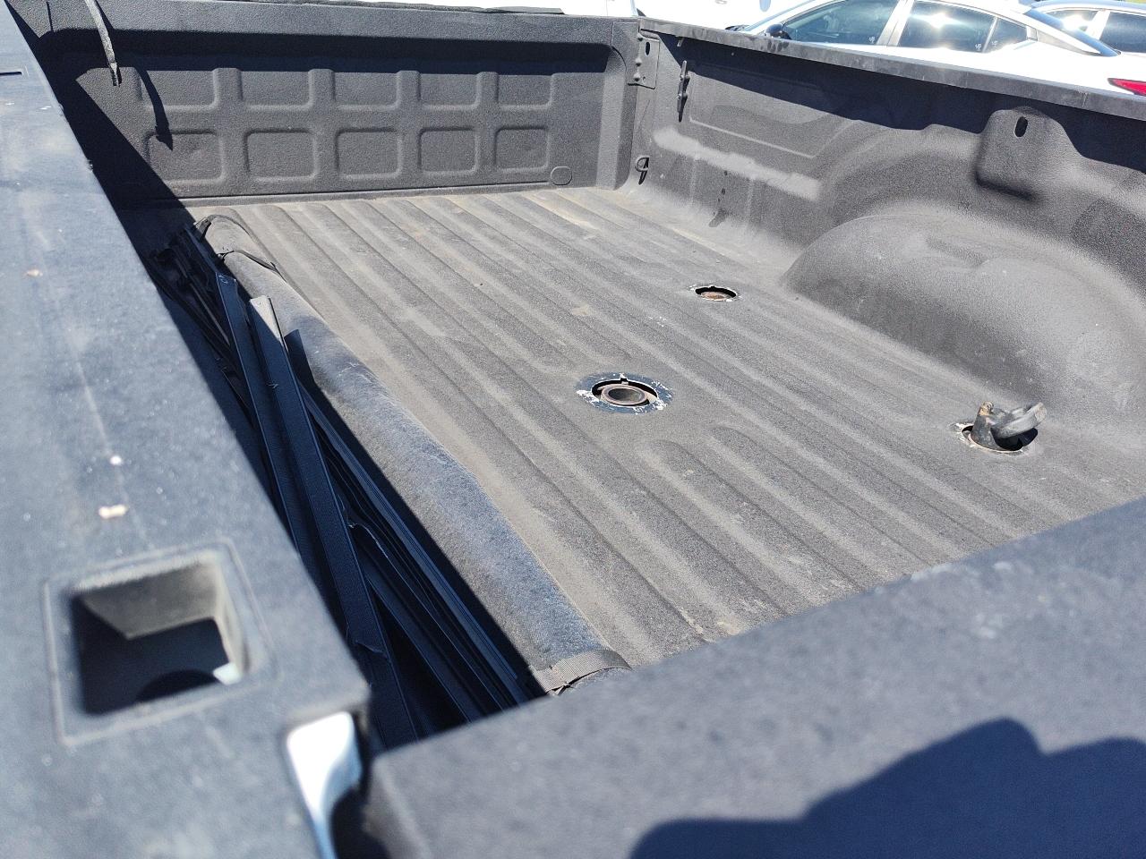 RAM 3500 Tradesman 4x4 Crew Cab 8' Box 2024