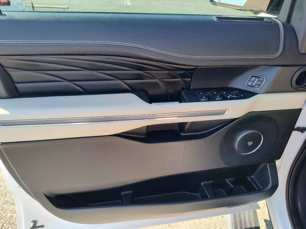 Ford Expedition Platinum 4x2 2018