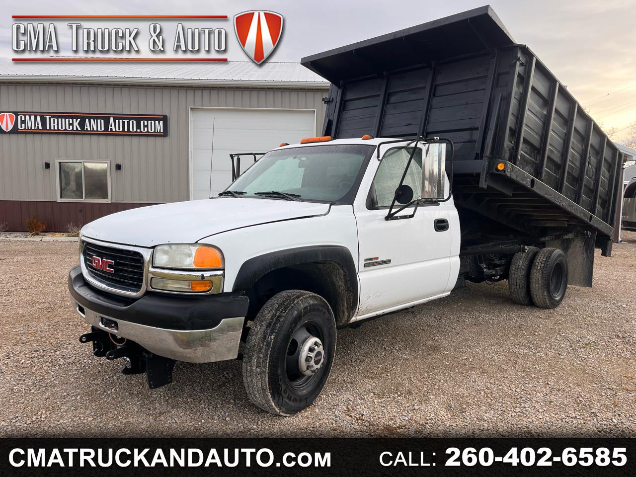 2002 GMC Sierra's photo