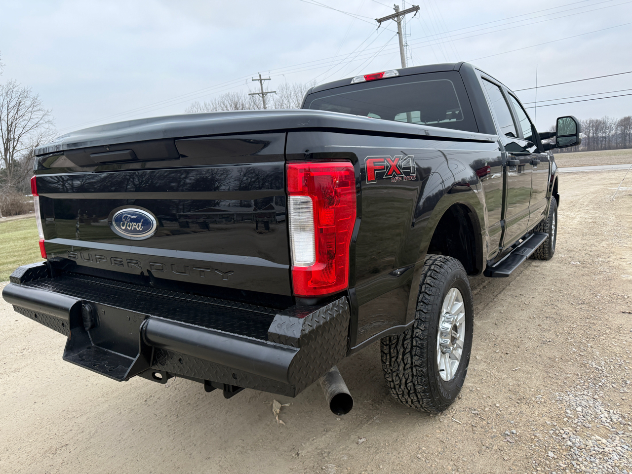 Ford Super Duty F-250 SRW 4WD Crew Cab 172" FX4 2018