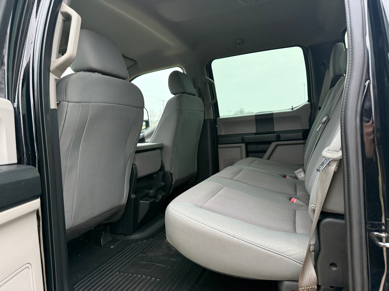 Ford Super Duty F-250 SRW 4WD Crew Cab 172" FX4 2018