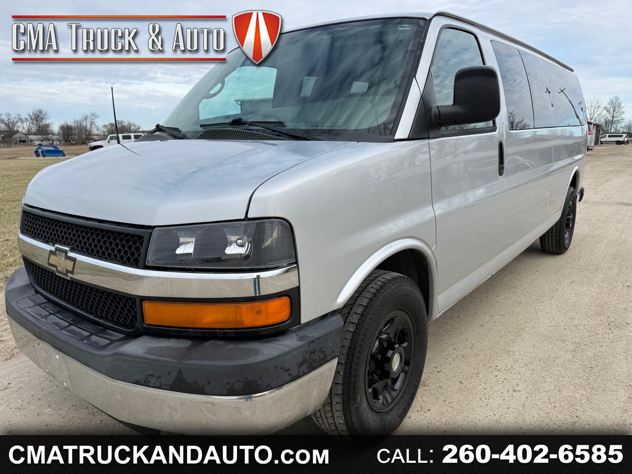 Chevrolet Express Passenger RWD 3500 155" LT w/1LT 2014