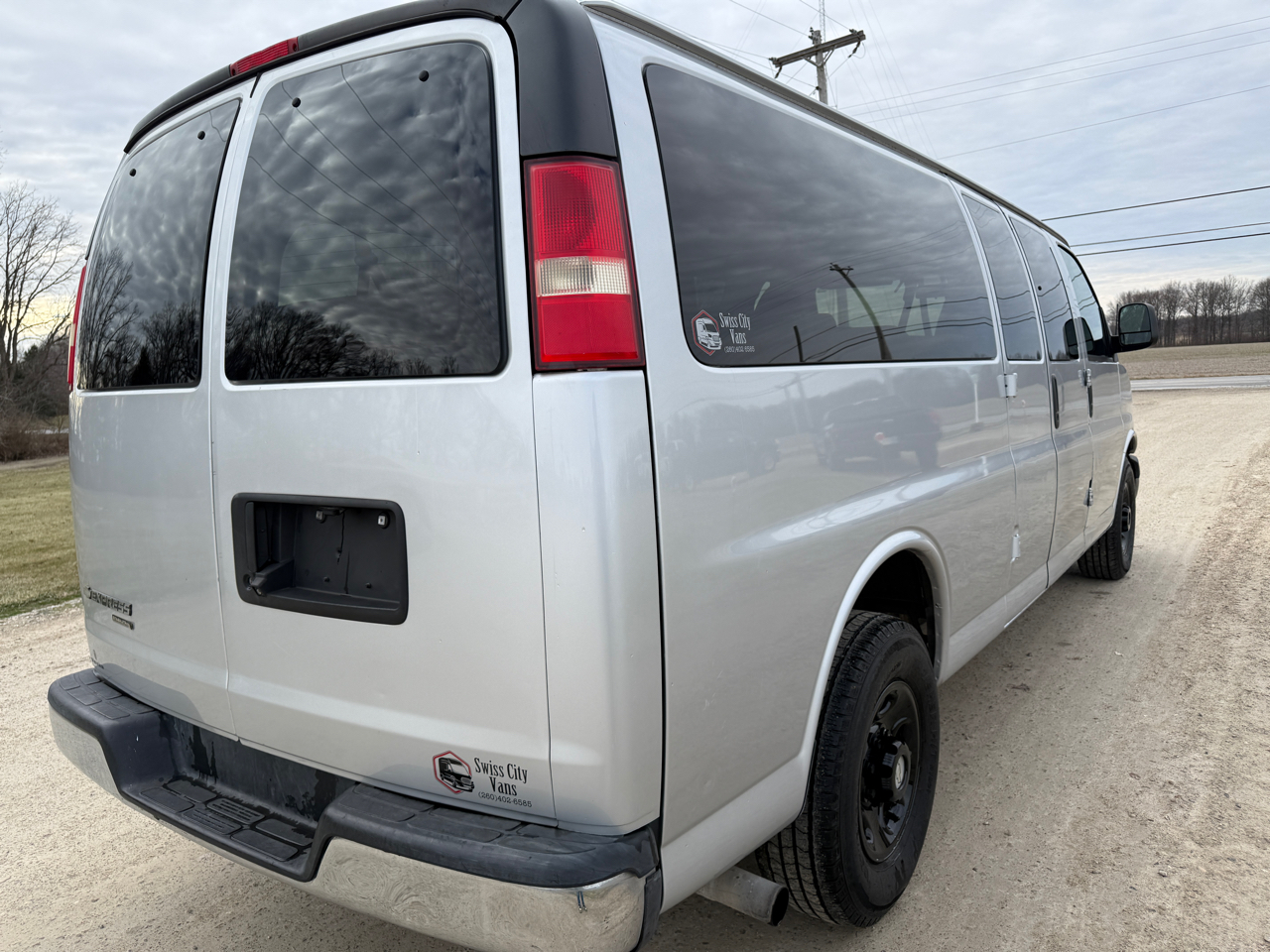 Chevrolet Express Passenger RWD 3500 155" LT w/1LT 2014