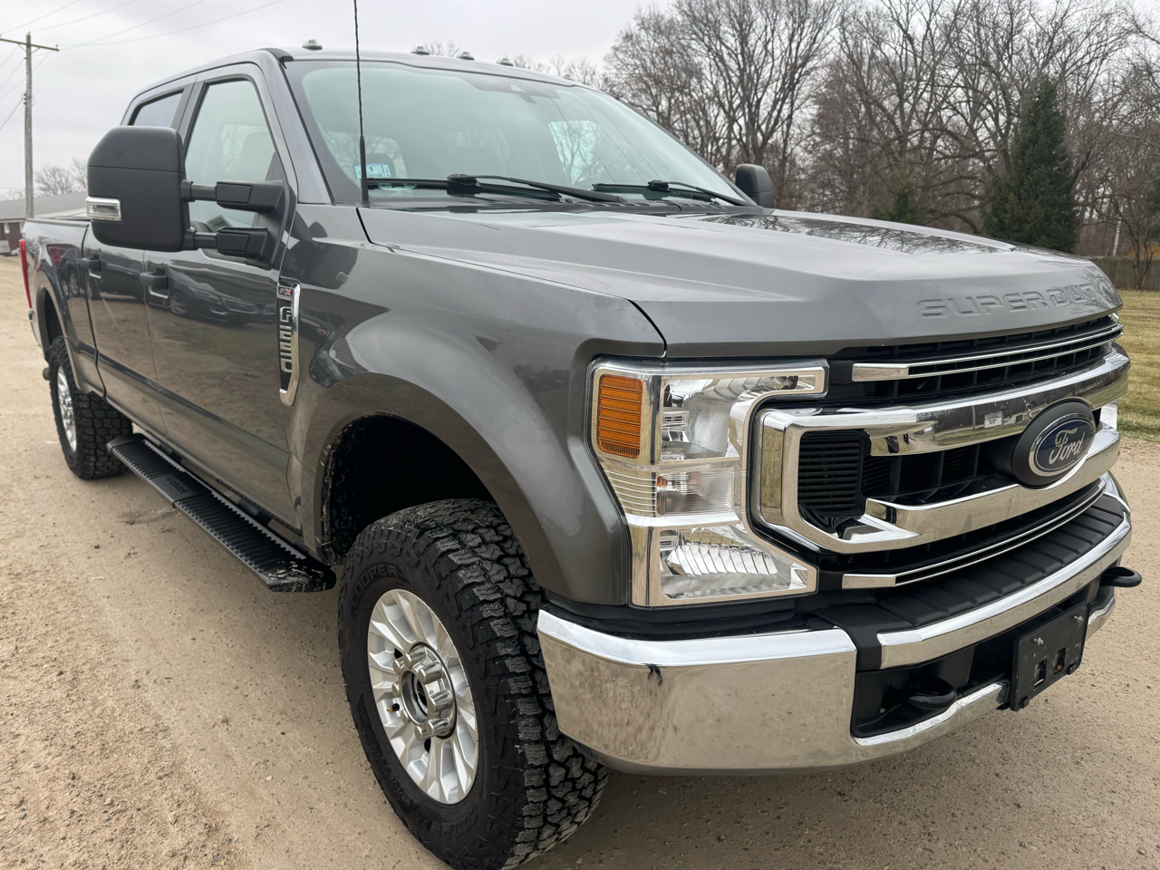 Ford Super Duty F-250 SRW 2WD SuperCab 158" XLT 2022