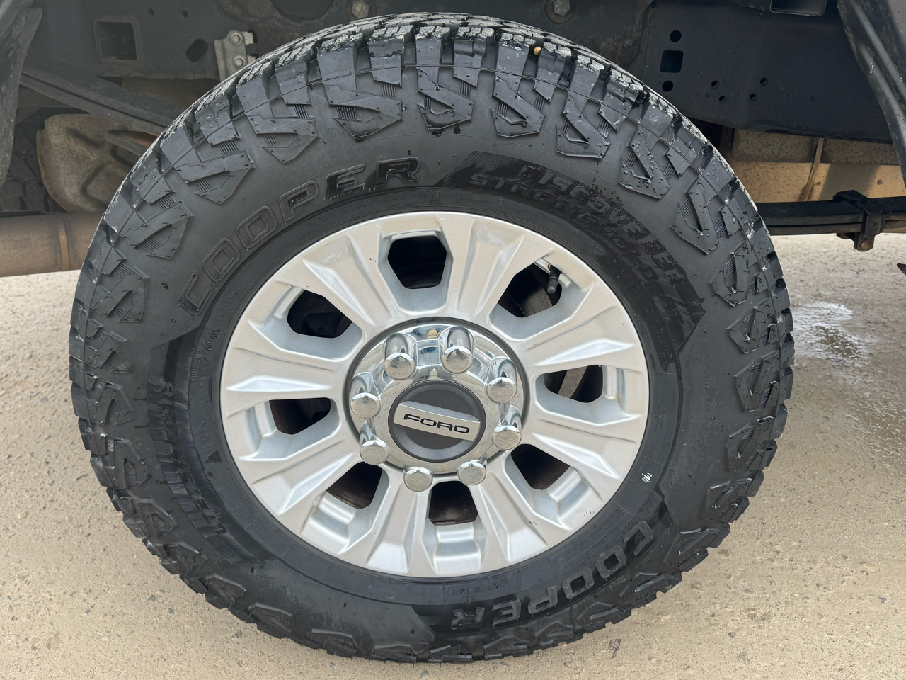 Ford Super Duty F-250 SRW 2WD SuperCab 158" XLT 2022