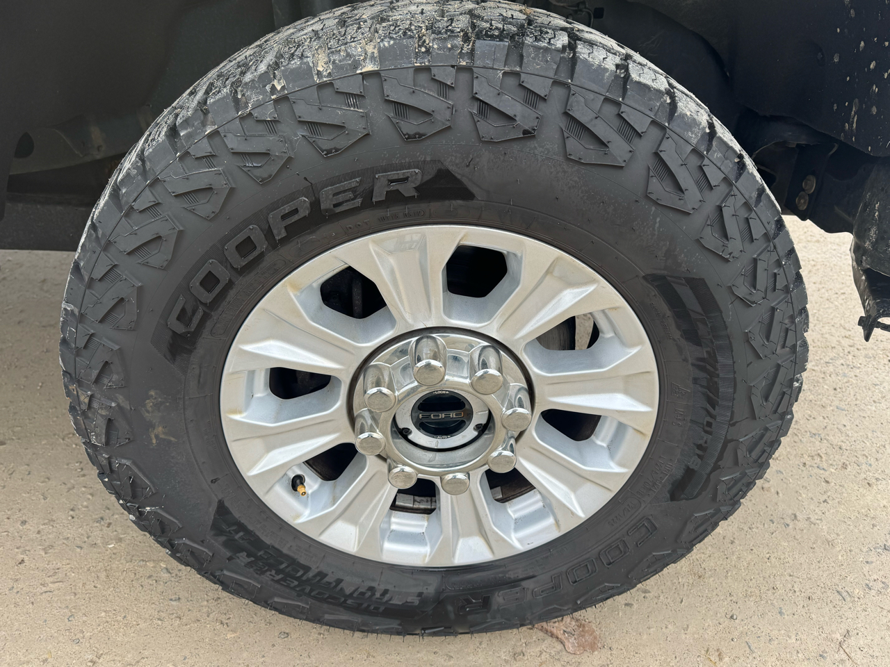 Ford Super Duty F-250 SRW 2WD SuperCab 158" XLT 2022