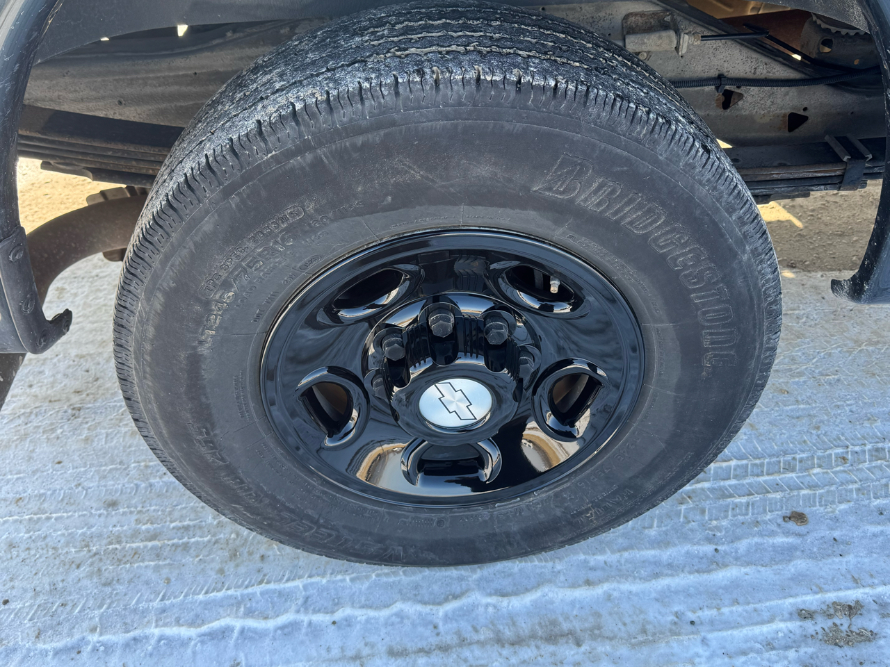 Chevrolet Express Passenger RWD 3500 155" LS w/1LS 2017