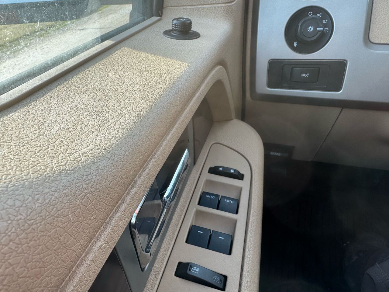 Ford F-150 4WD SuperCrew 145" King Ranch 2012