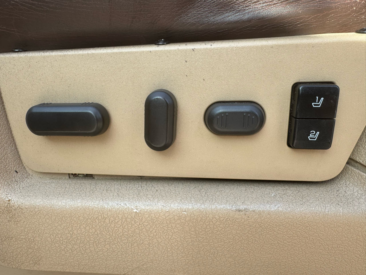 Ford F-150 4WD SuperCrew 145" King Ranch 2012