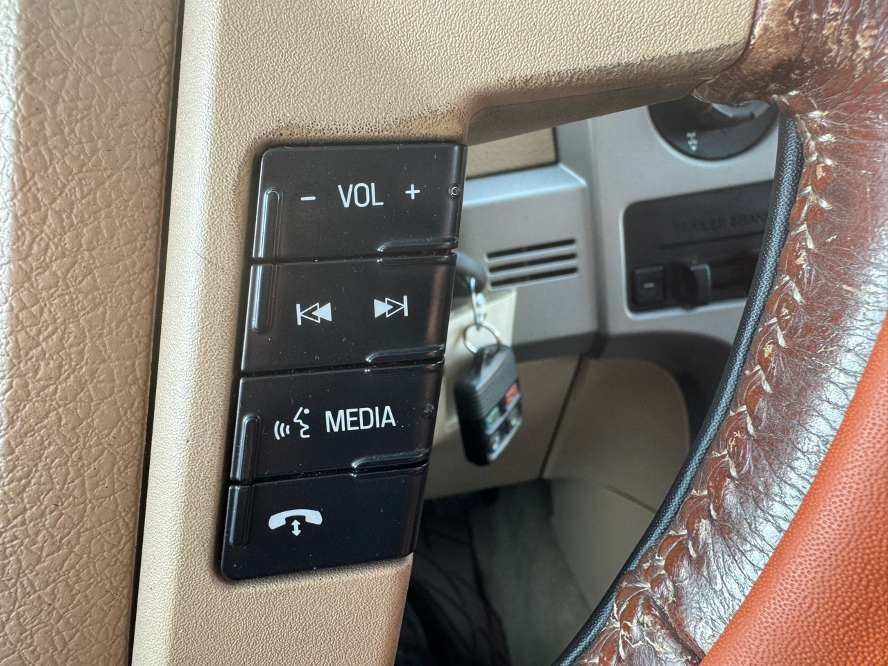 Ford F-150 4WD SuperCrew 145" King Ranch 2012