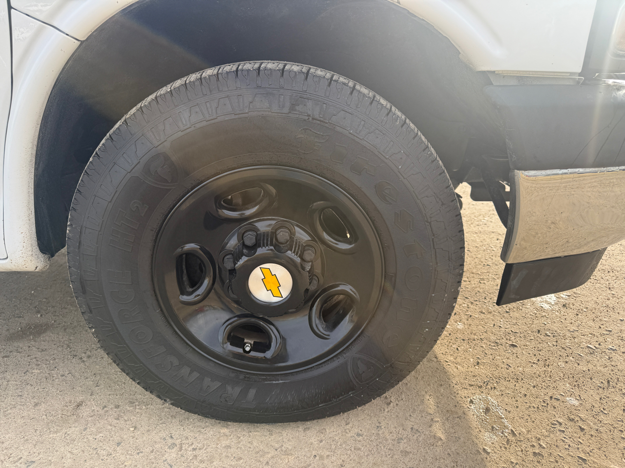 Chevrolet Express Passenger RWD 3500 155" LT w/1LT 2017