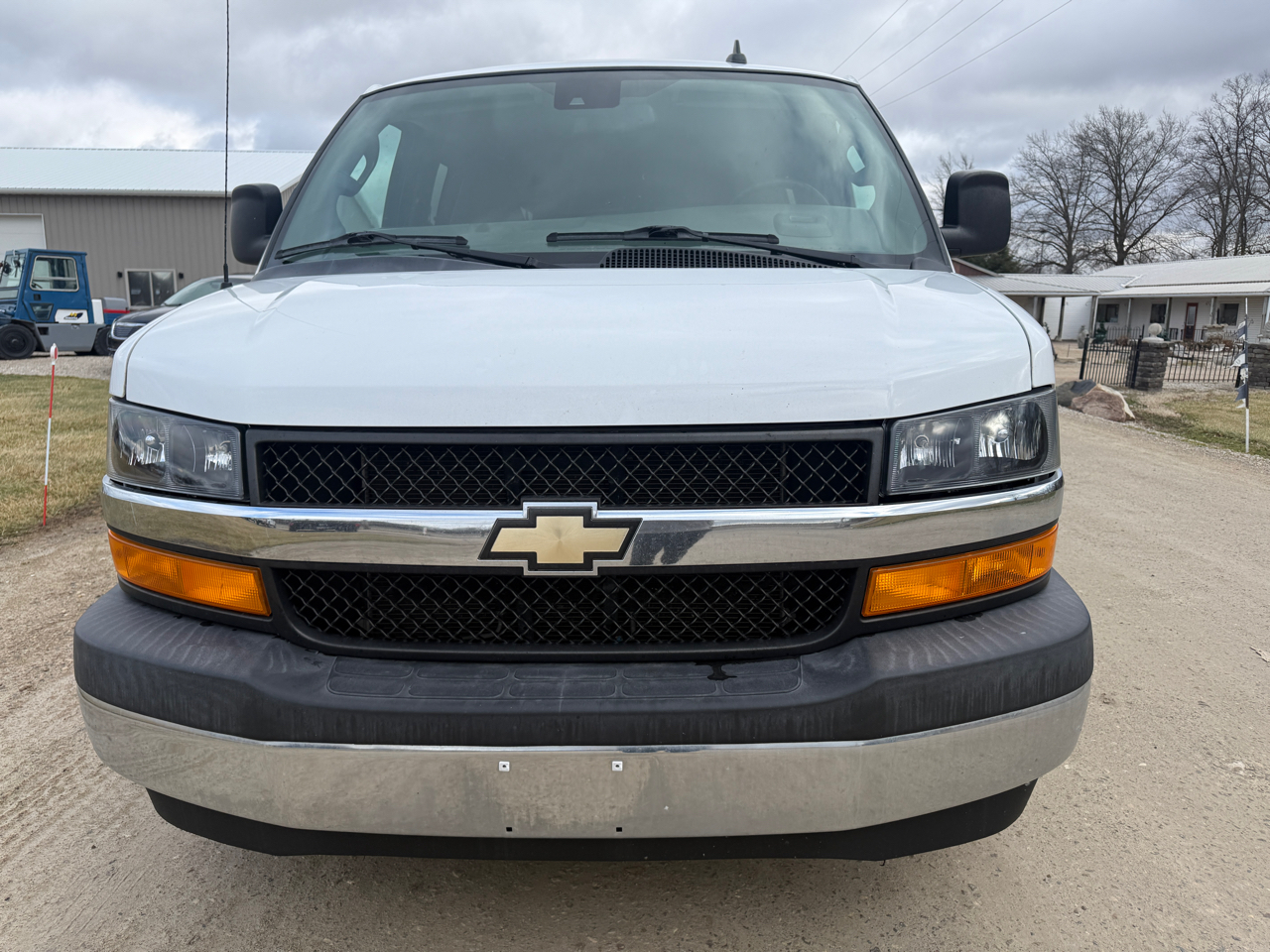 Chevrolet Express Passenger RWD 3500 155" LT 2020