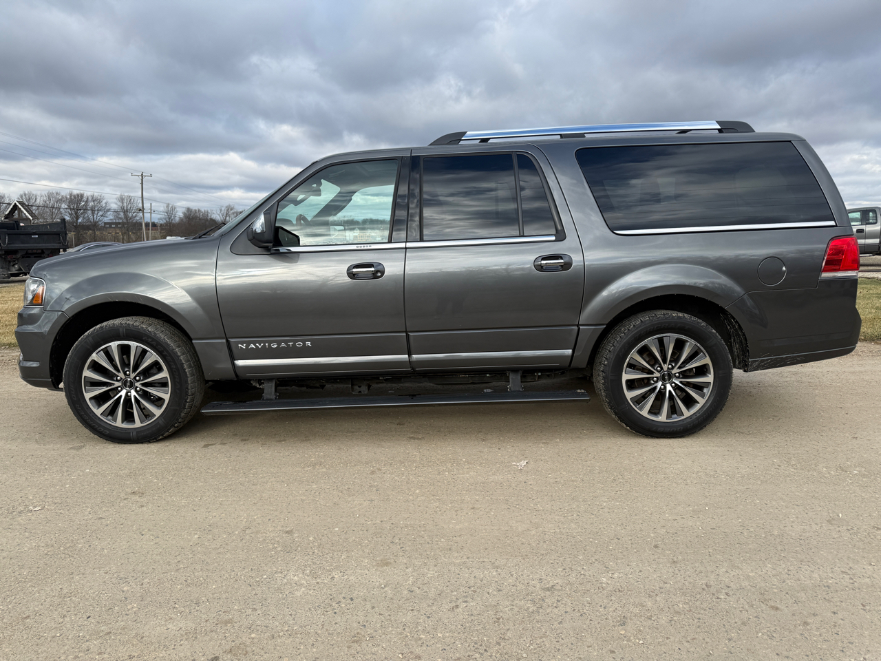 Lincoln Navigator L 4WD 4dr 2015