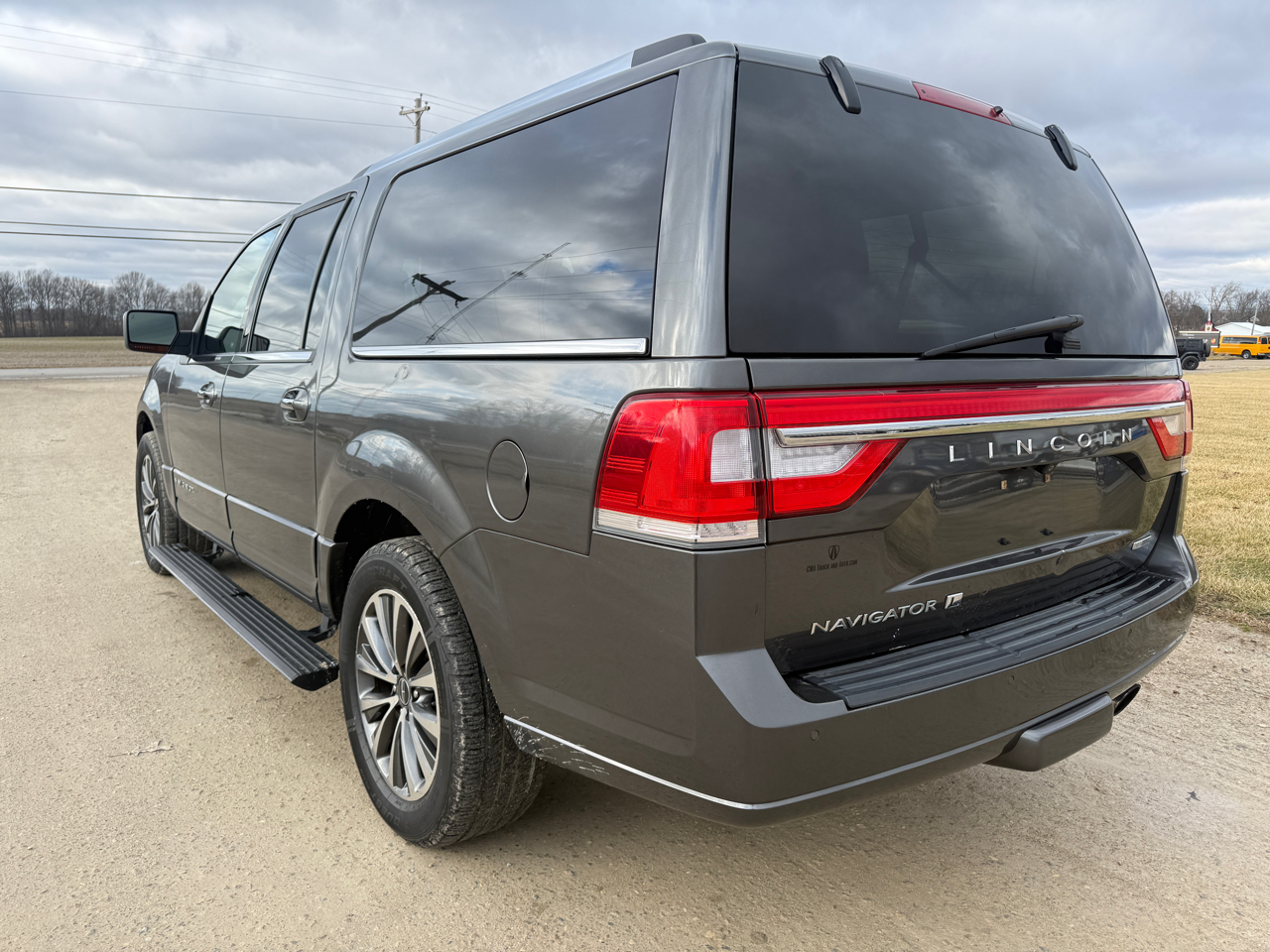 Lincoln Navigator L 4WD 4dr 2015