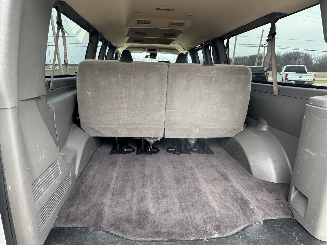 Chevrolet Express Passenger RWD 3500 155" LT 2020