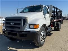 2011 Ford Super Duty F-750 Straight Frame 