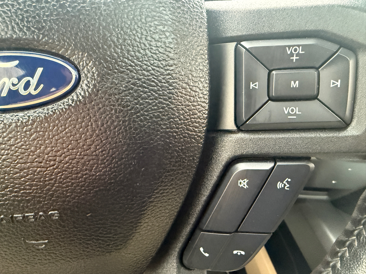 Ford F-150 Lariat 4WD SuperCrew 5.5' Box 2017