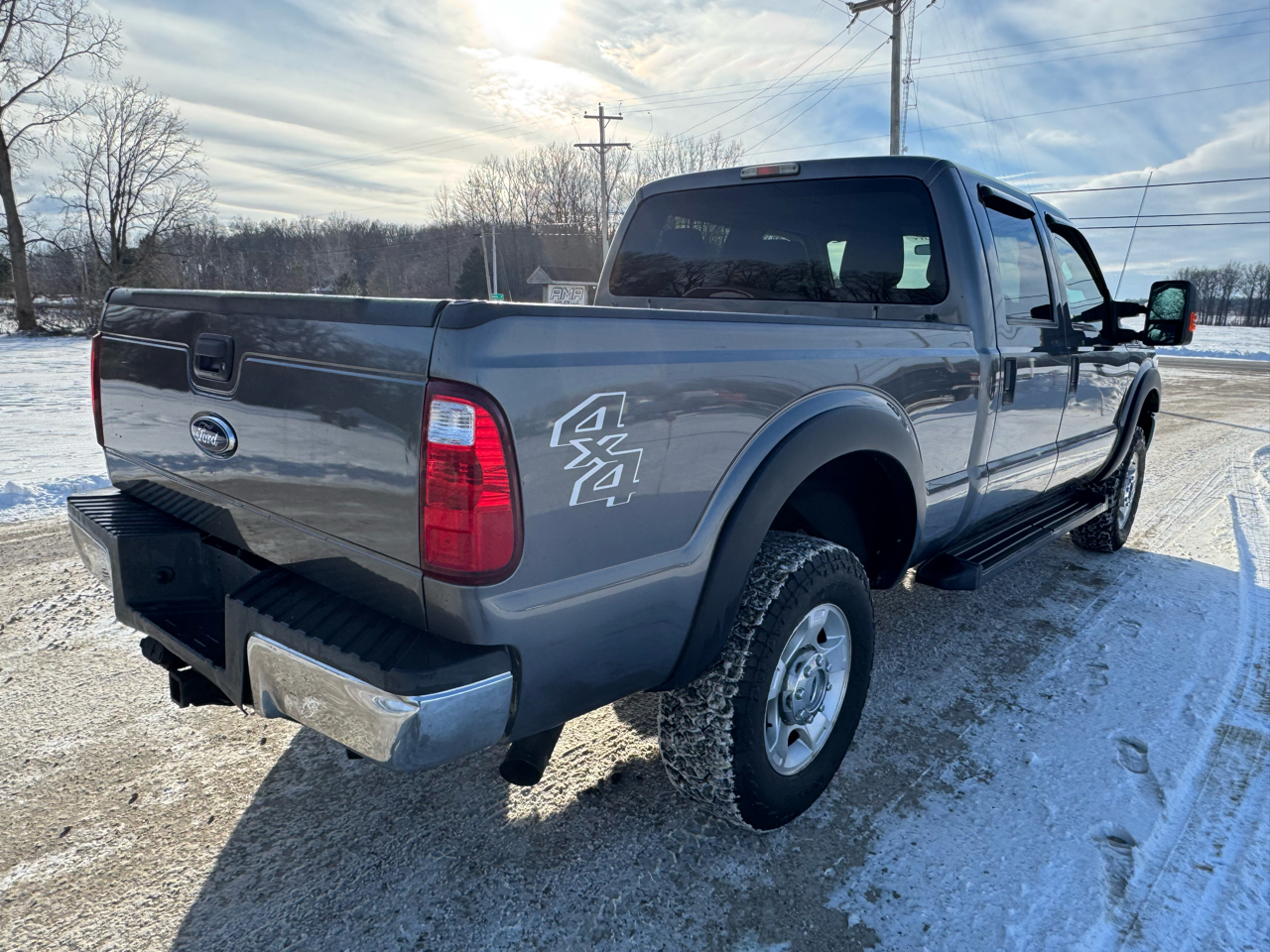 Ford Super Duty F-350 SRW Crew Cab 156" XLT 4WD 2012