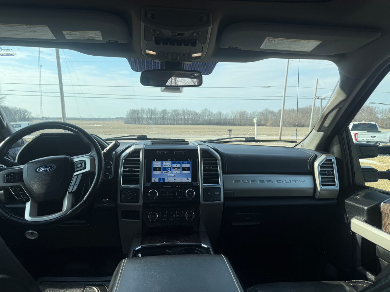 Ford Super Duty F-350 SRW 4WD Crew Cab 172" Lariat 2017