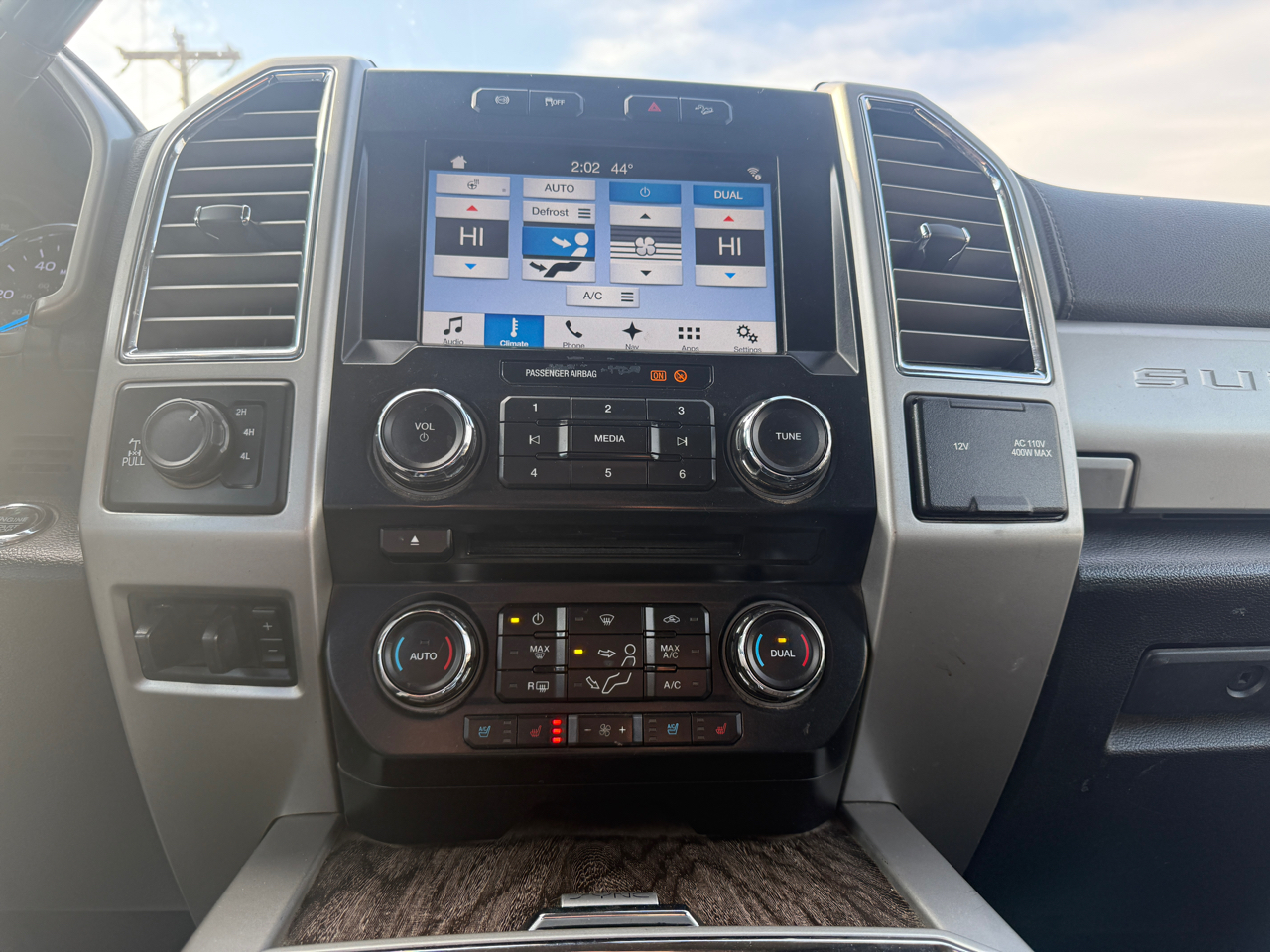 Ford Super Duty F-350 SRW 4WD Crew Cab 172" Lariat 2017