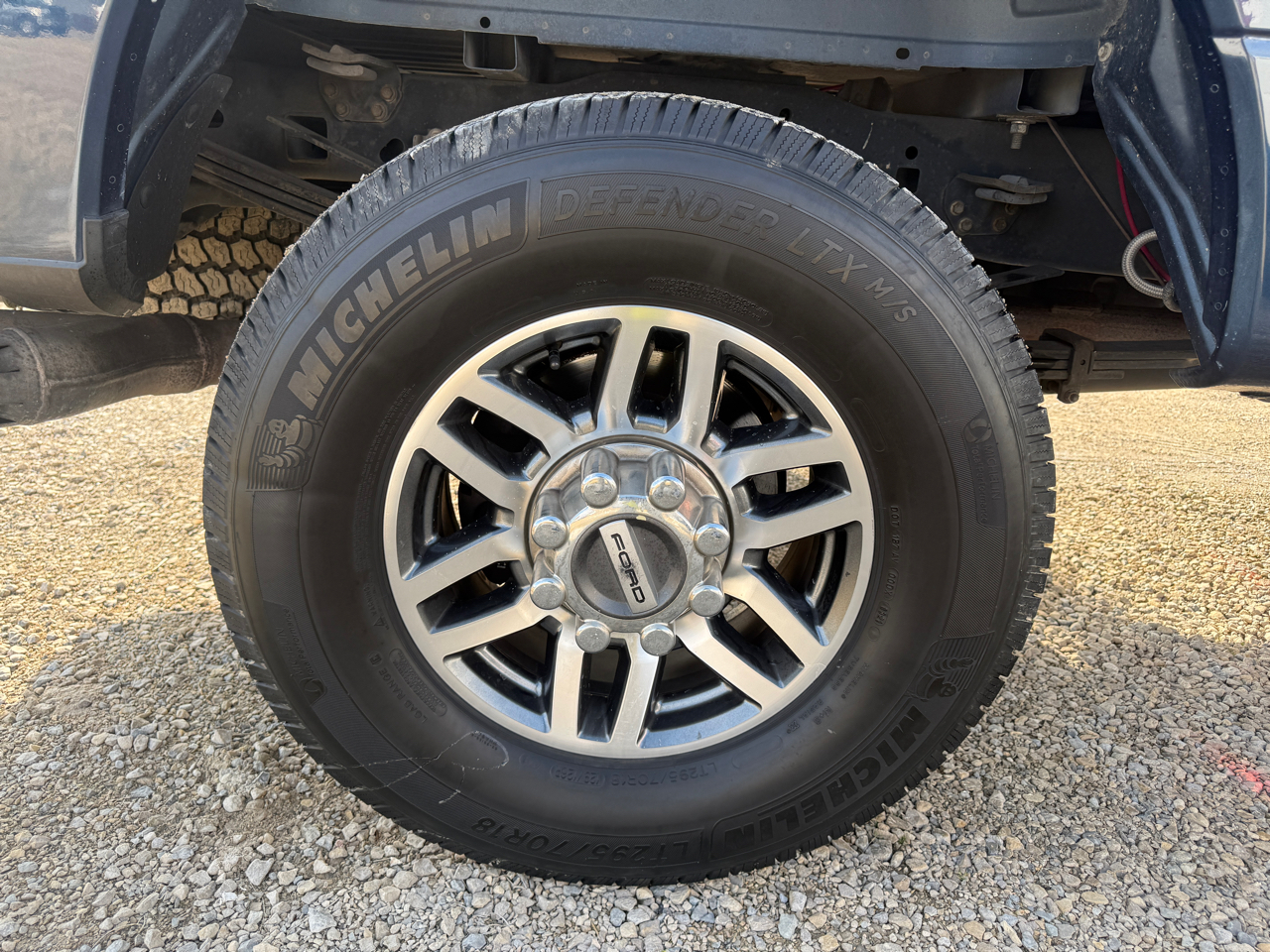 Ford Super Duty F-350 SRW 4WD Crew Cab 172" Lariat 2017