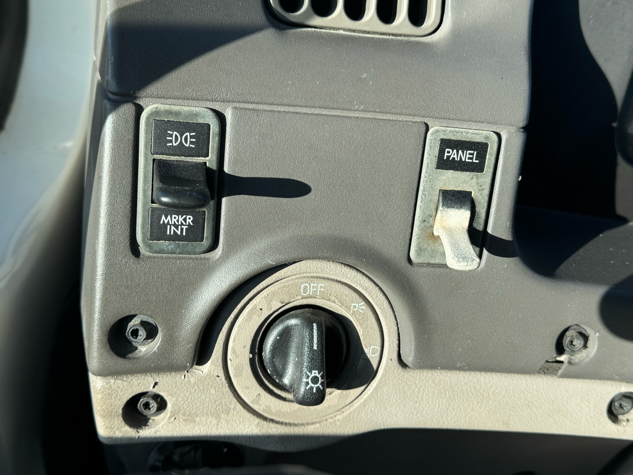 Sterling Acterra  2005