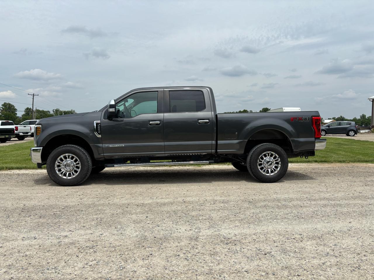 Ford Super Duty F-250 SRW 4WD Crew Cab 172" FX4 2019