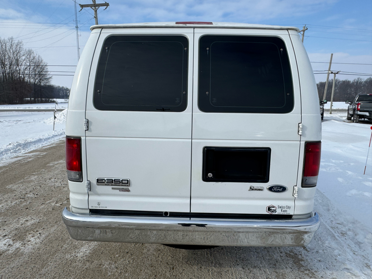 Ford Econoline Wagon E-350 Super Duty Ext XLT 2013