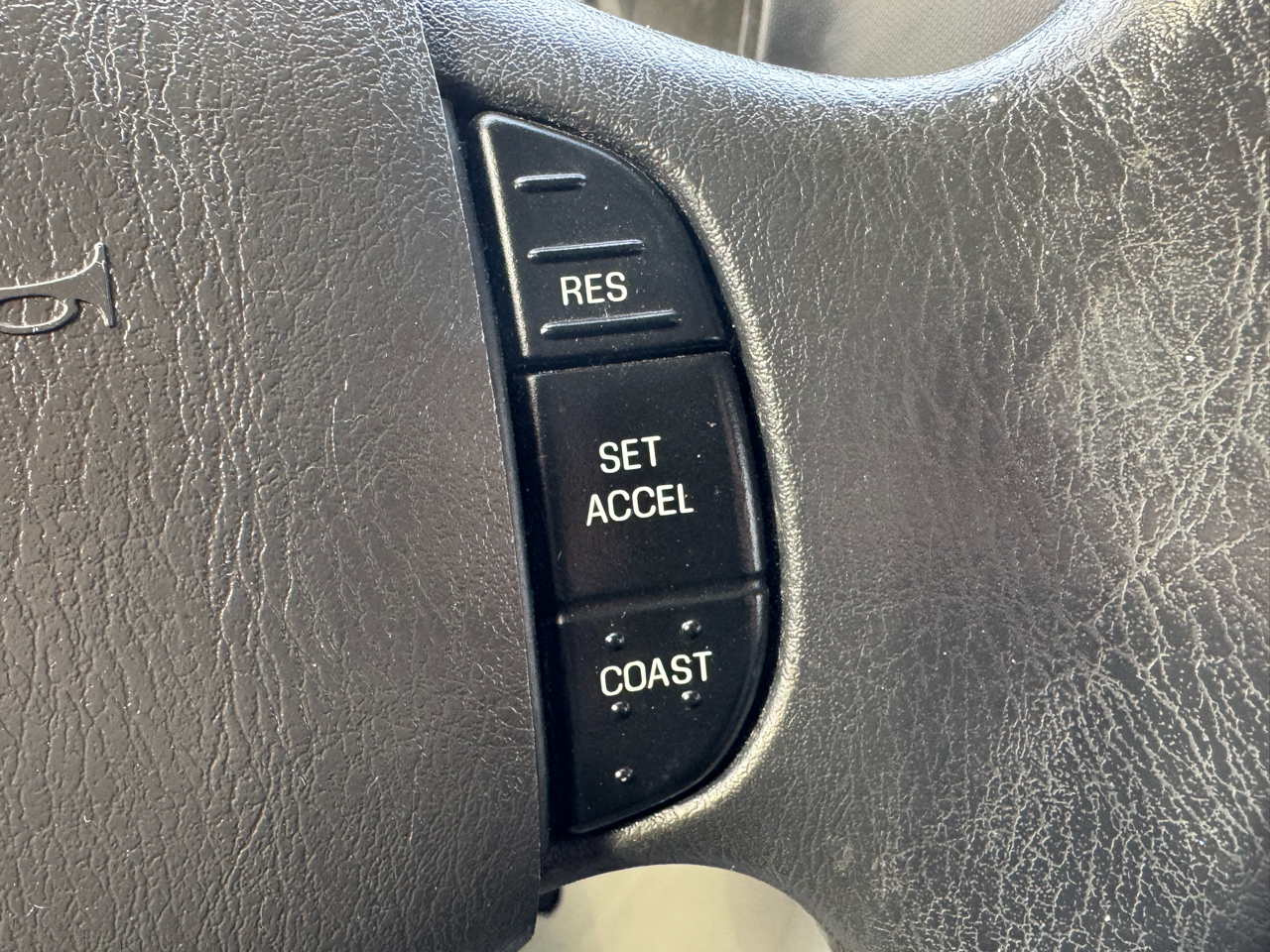 Ford Econoline Wagon E-350 Super Duty Ext XLT 2013