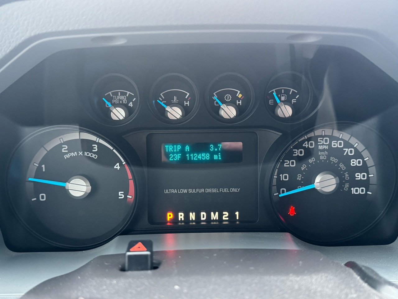 Ford Super Duty F-350 DRW 4WD Crew Cab 172" XL 2011