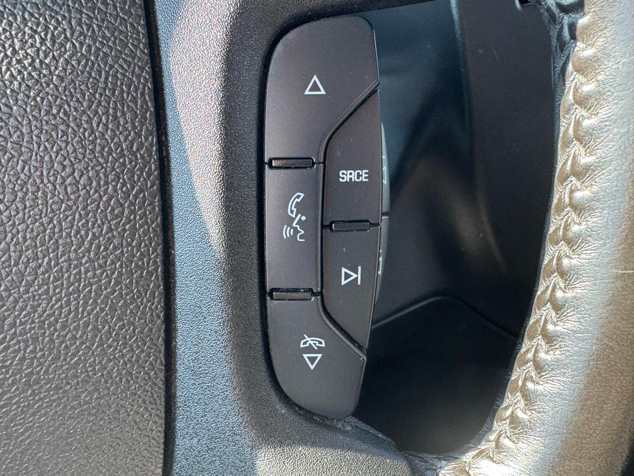 Chevrolet Express Passenger RWD 3500 155" LS 2020