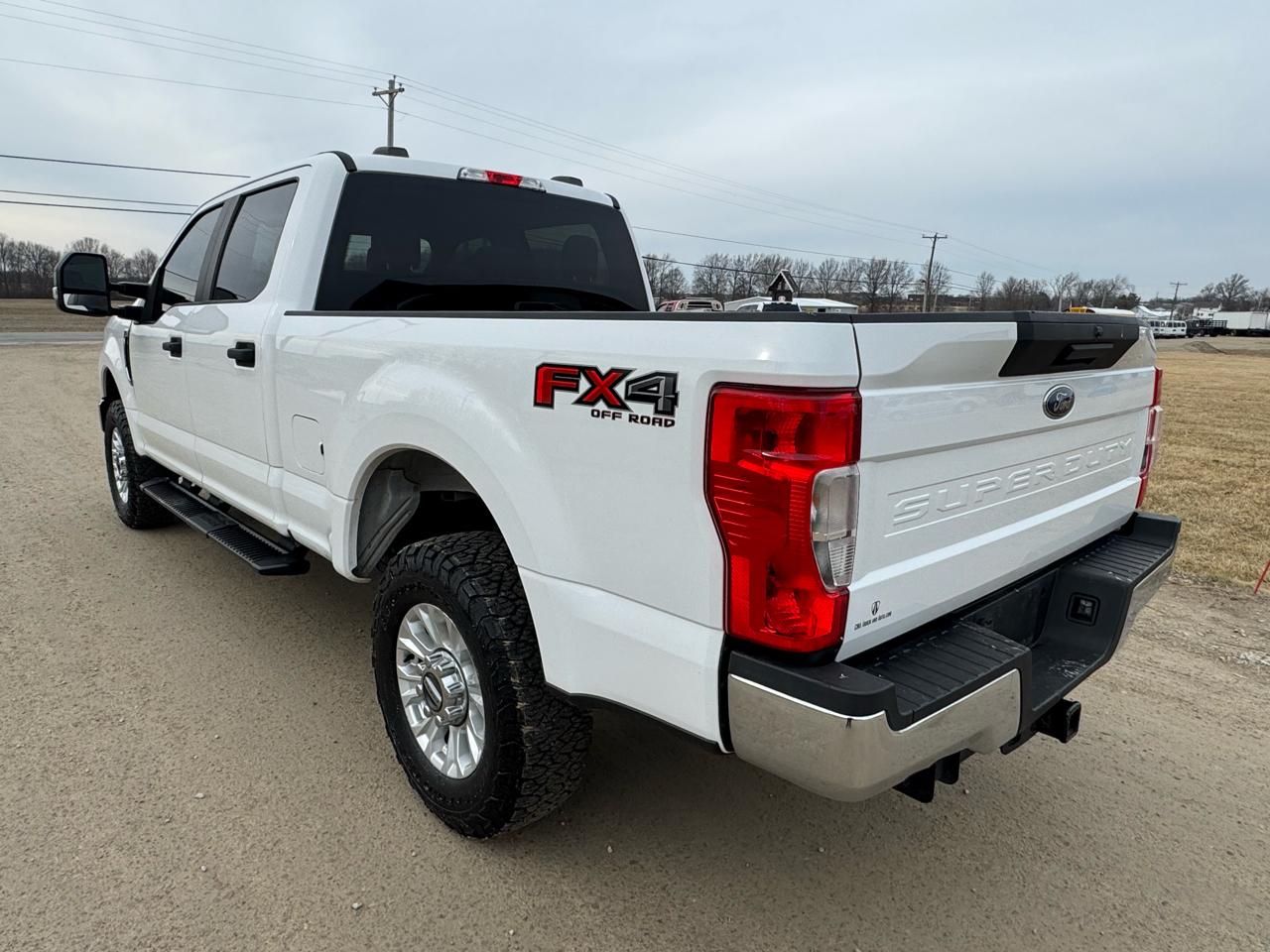 Ford Super Duty F-250 SRW 4WD Crew Cab 156" FX4 2020
