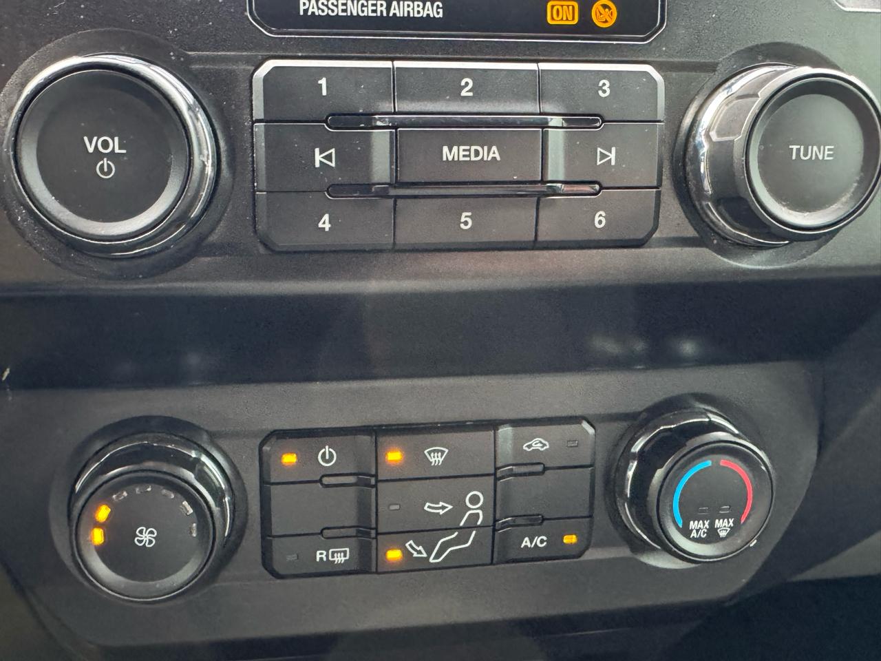 Ford Super Duty F-250 SRW 4WD Crew Cab 156" FX4 2020