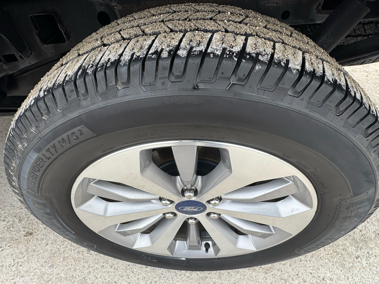 Ford F-150 4WD SuperCrew 157" Lariat 2019