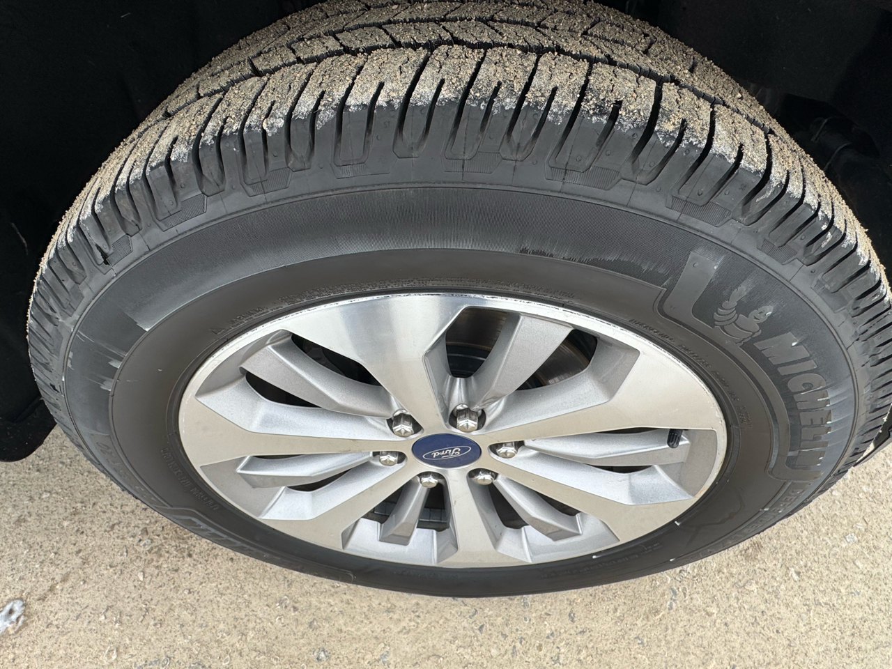 Ford F-150 4WD SuperCrew 157" Lariat 2019