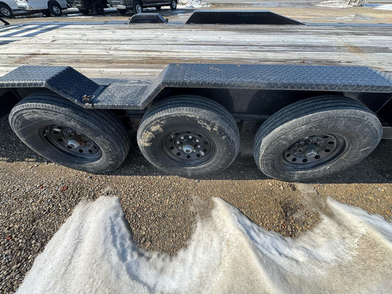 Load Trail Heavy Duty Gooseneck  2021