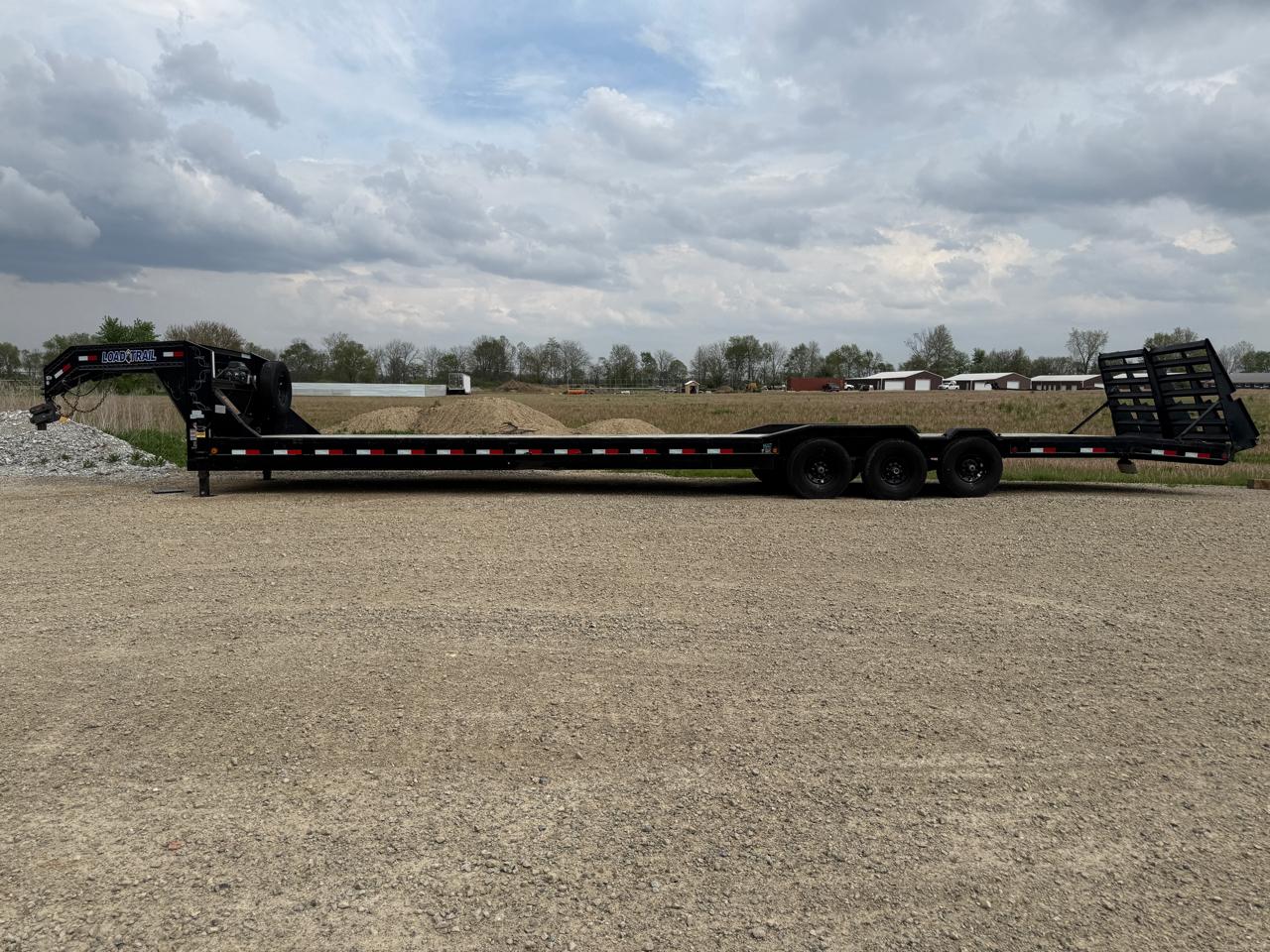 Load Trail Heavy Duty Gooseneck  2021