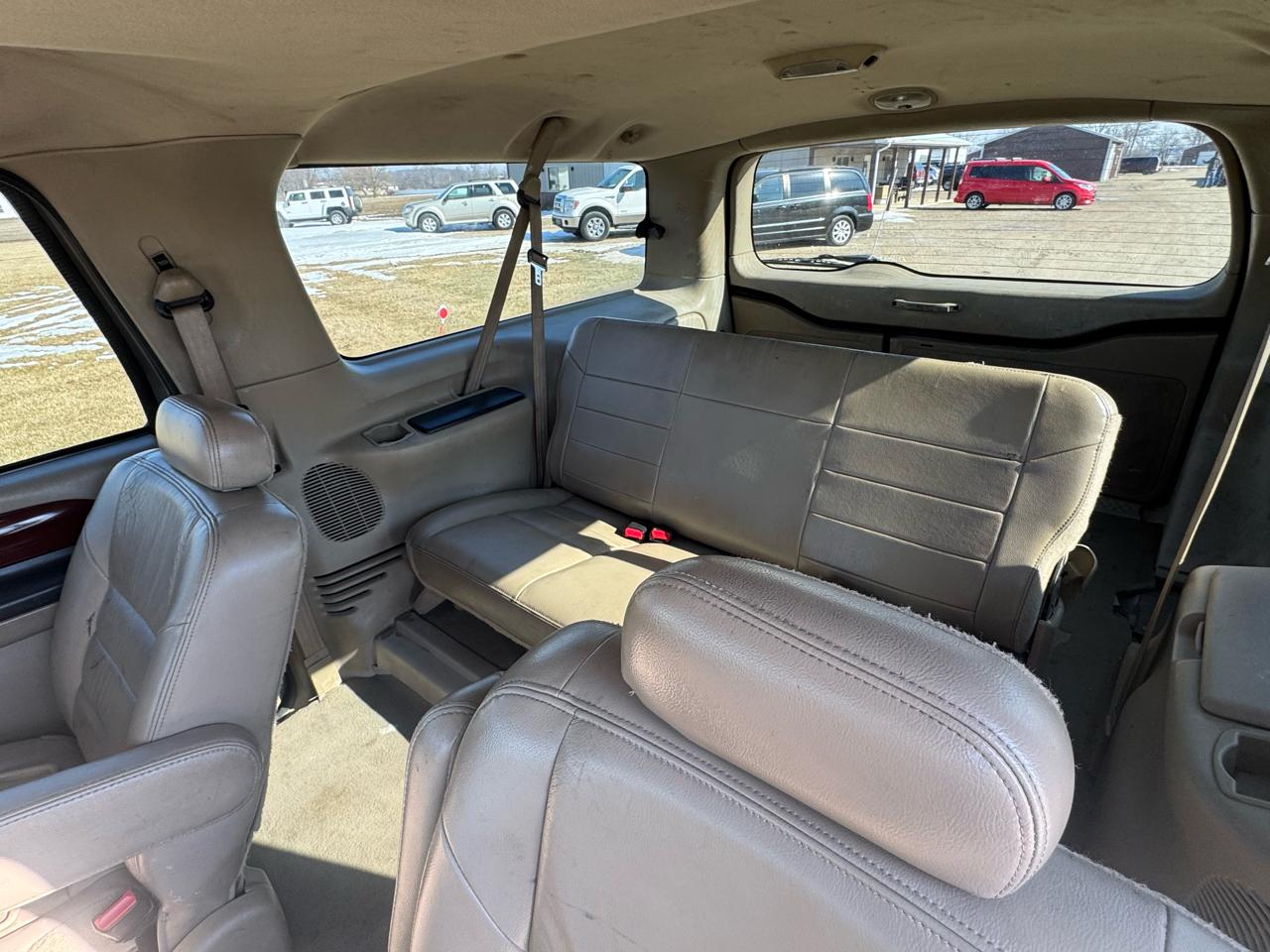 Ford Excursion 137" WB 6.8L Limited 4WD 2005