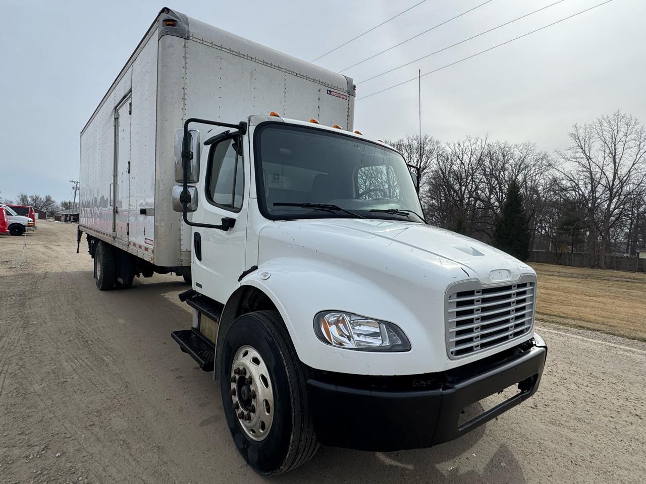 Freightliner M2  2012