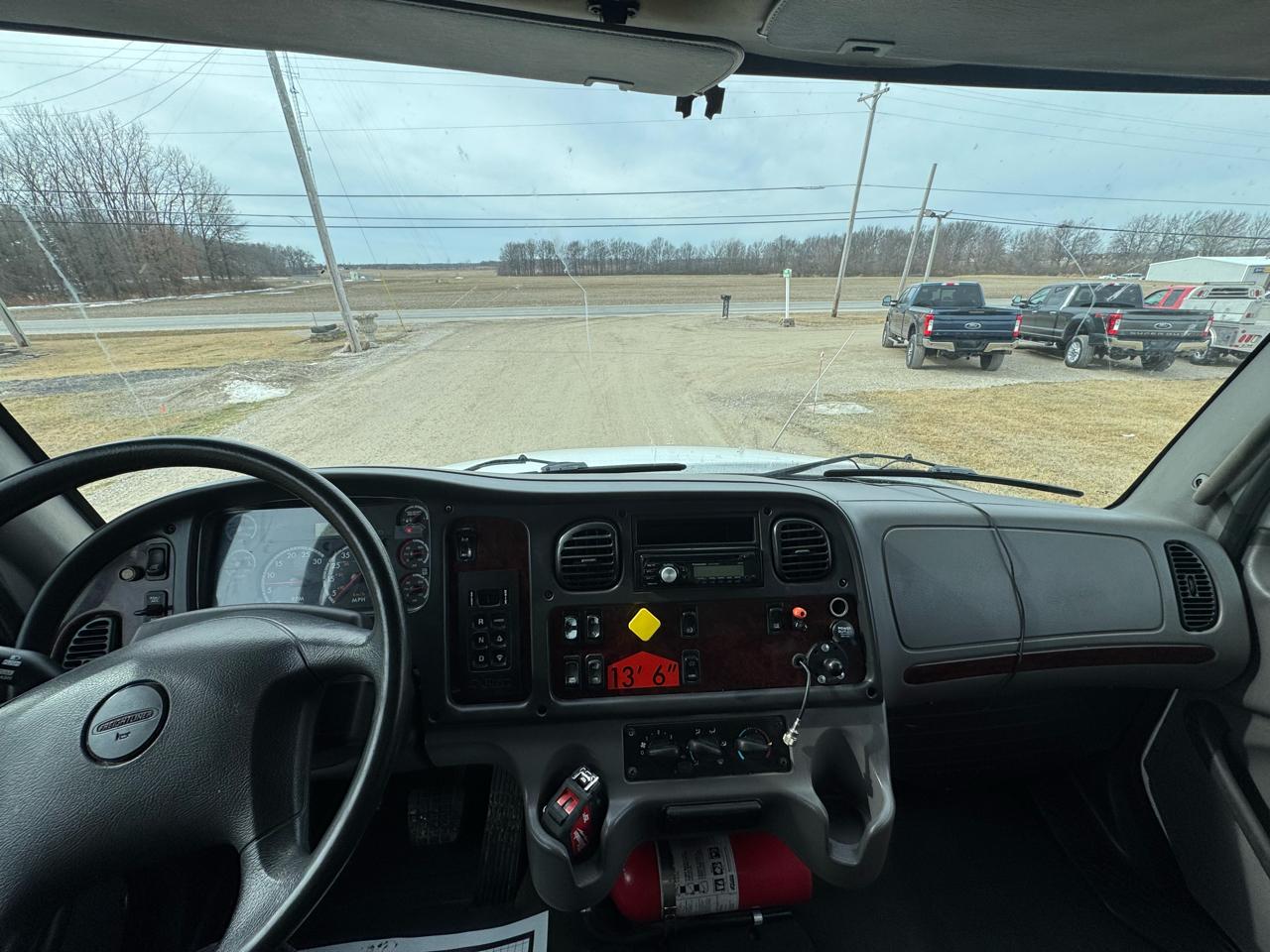 Freightliner M2  2015