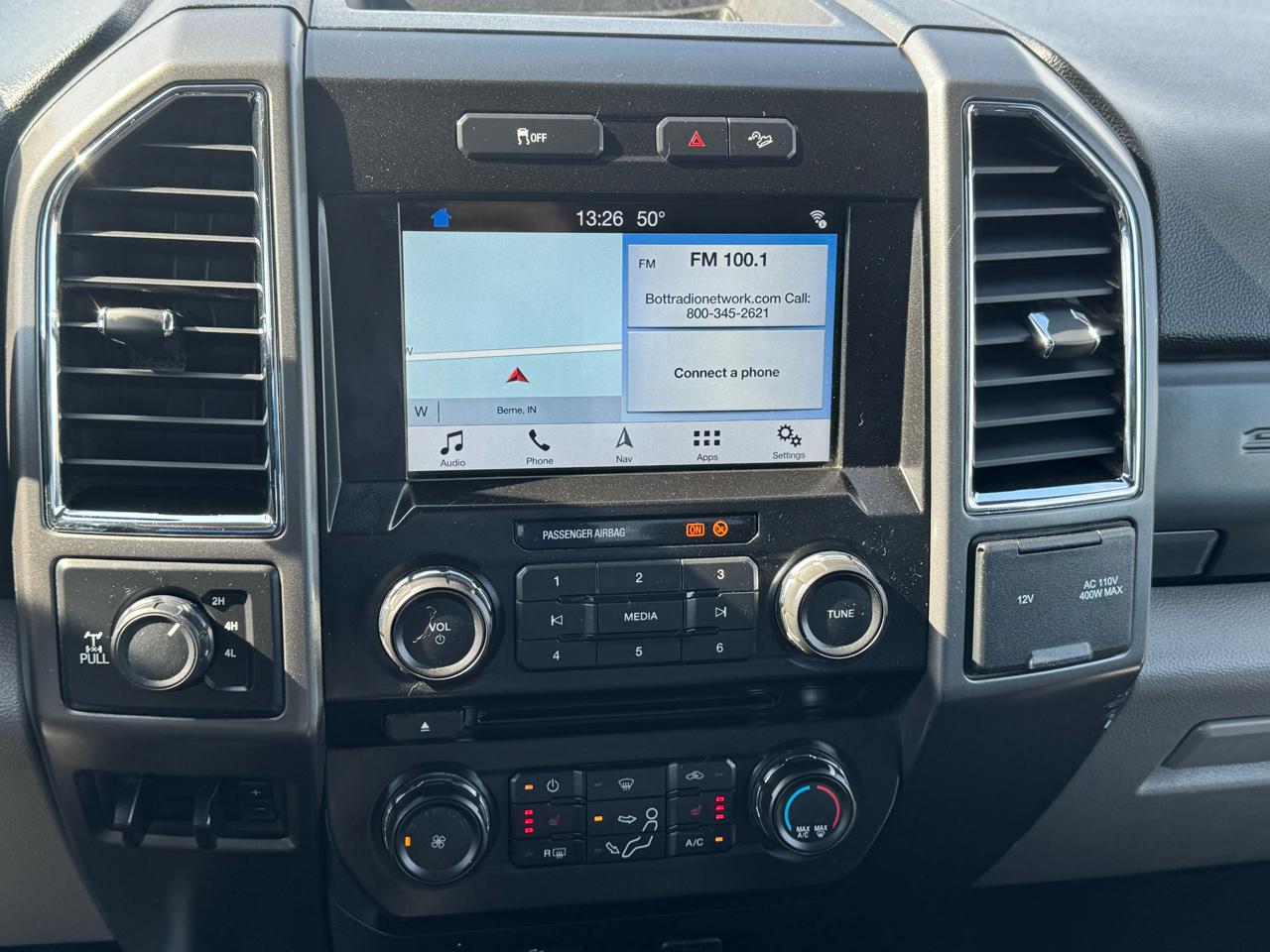 Ford Super Duty F-350 SRW Crew Cab 156" XLT 2017