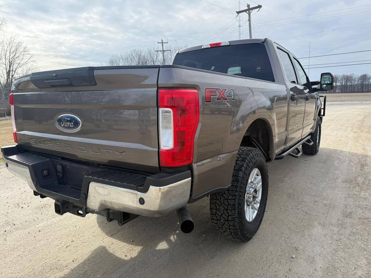 Ford Super Duty F-250 SRW XLT 4WD Crew Cab 6.75' Box 2018